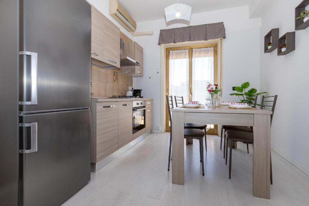 Medea Home Catania Bagian luar foto